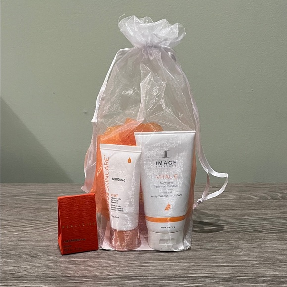 Other - Vital C Skincare Set / 4 items